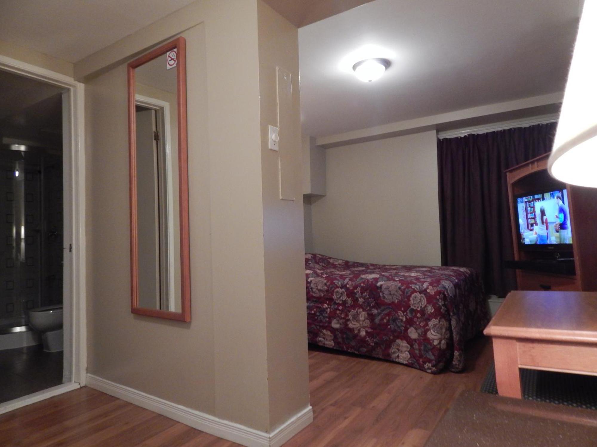 Nox Hostel Toronto Zewnętrze zdjęcie